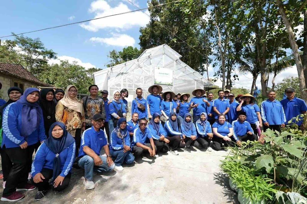 BCA Dorong Penghematan Belanja Rumah Tangga lewat Rumah Pangan Hidup di Goa Pindul BCA Dorong Penghematan Belanja Rumah Tangga lewat Rumah Pangan Hidup di Goa Pindul