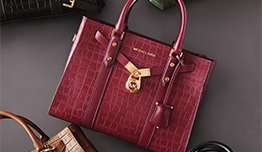 Michael Kors - Diskon hingga 50% + 10%